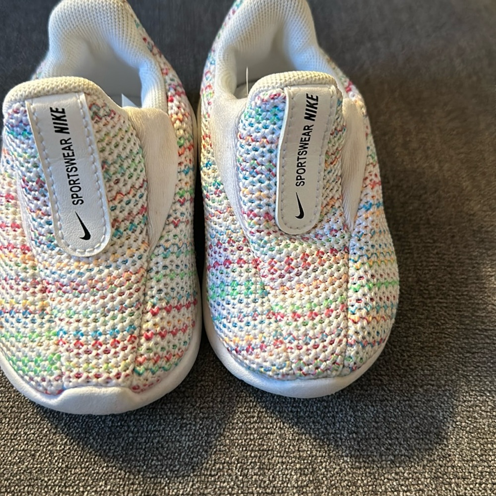 Nike Slipons